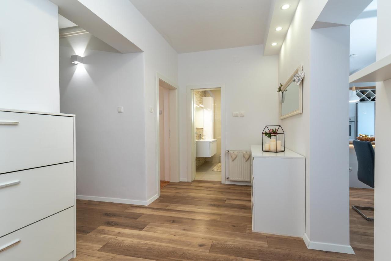 Apartman Tragos Трогир Экстерьер фото